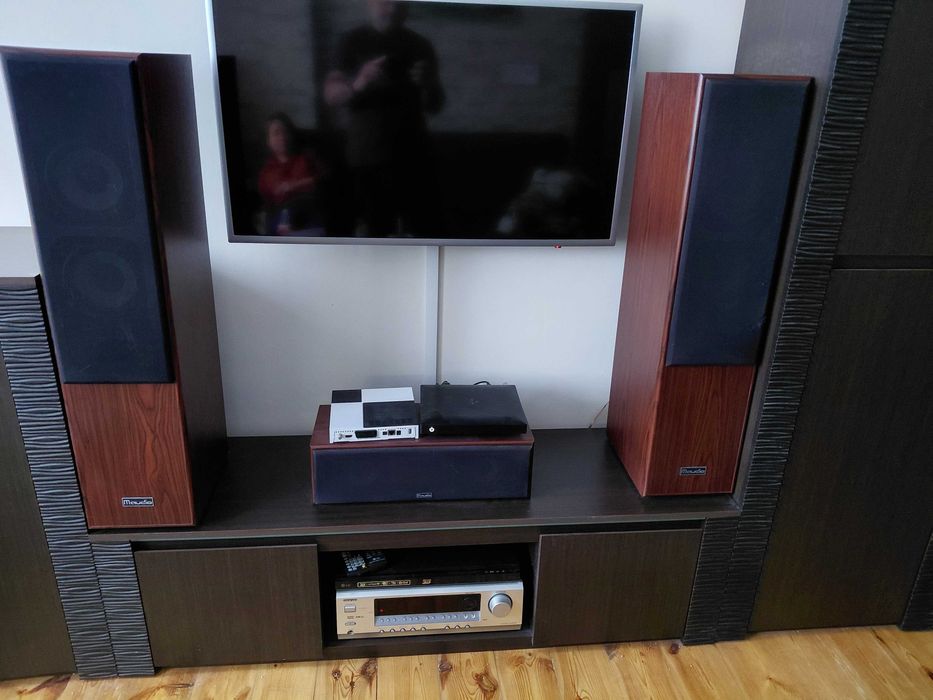 Sprzedam zestaw mebli