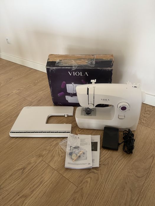 Maszyna do szycia VIOLA Atelier M14 z stolikiem (pełny zestaw) 14szwów