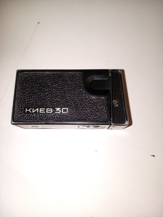 Фотоапарат КИЇВ-30