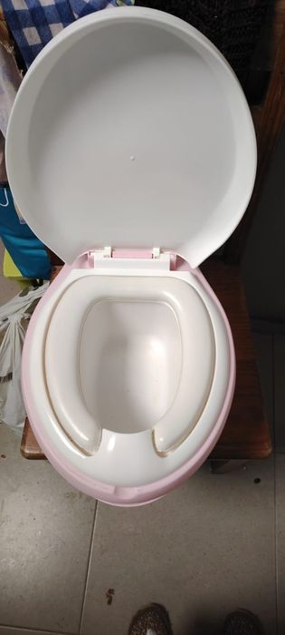 Vendo sanita de bebê urgência