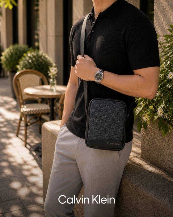 Сумка Calvin Klein Monogram Messenger | TOTAL BLACK (прорезинена) гарної якості