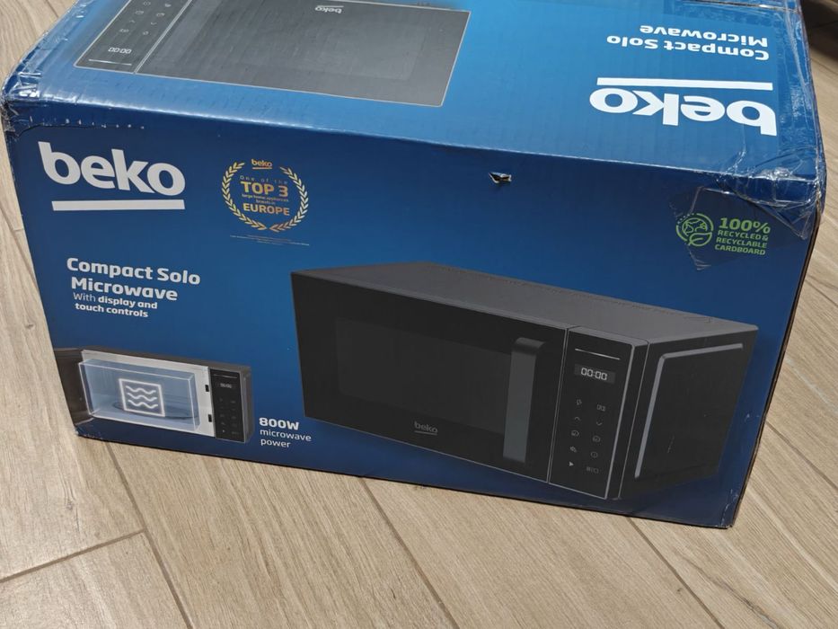 Nowa mikrofalówka Beko model MOC20240G