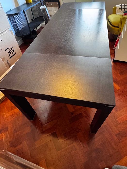 Mesa de Jantar extensivel de 150cm/ 250cm comprimento em madeira de wengué