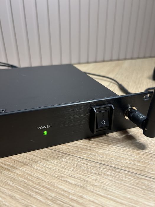 Menedżer częstotliwości bezprzewodowych Shure GLXD+ 2.4 5.8 frequency