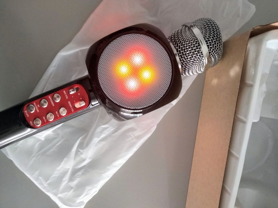 Microfone multifunções