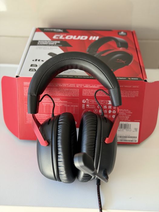 Headset Gaming HyperX Cloud III – Como Novo