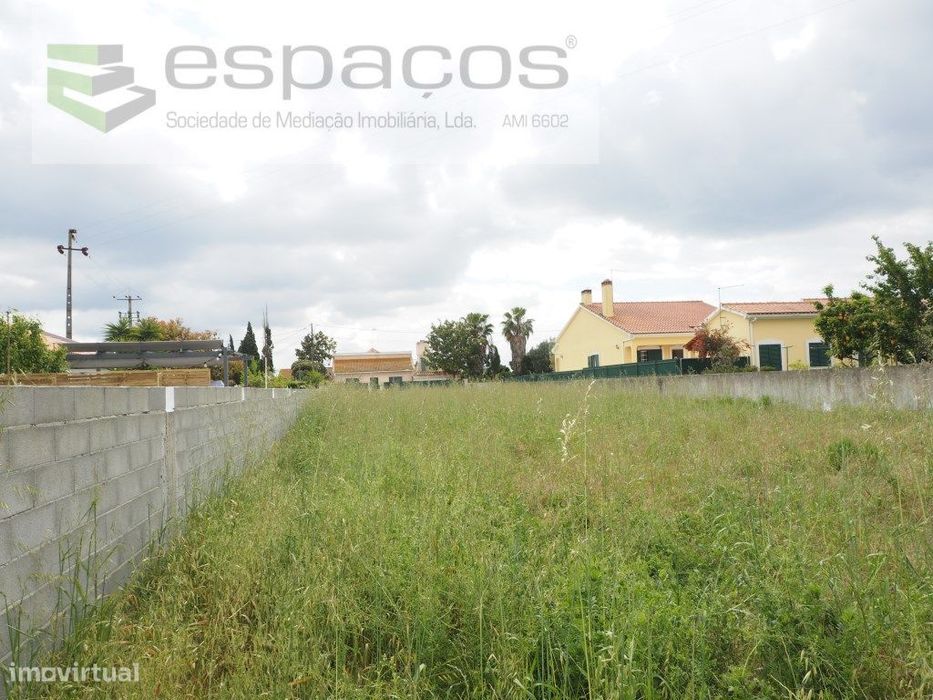 Terreno urbano em Marinhais