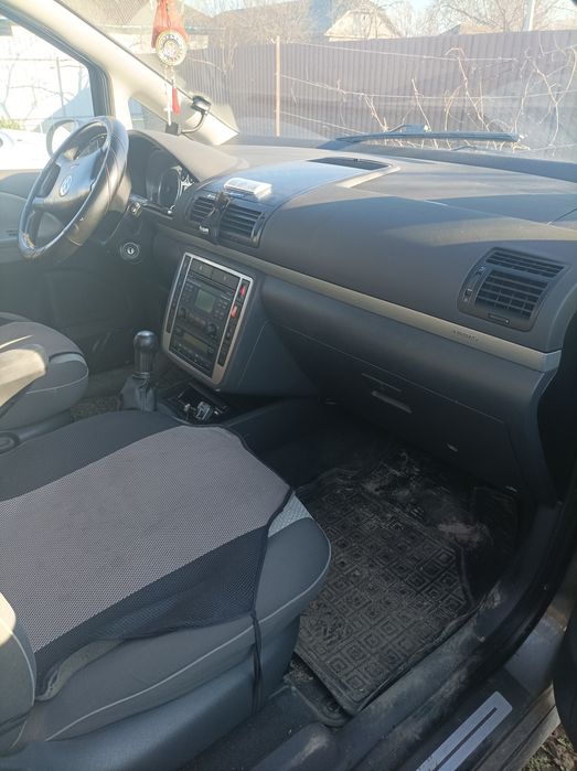 Обміняю шарана ключ на ключ на течека чи віто  чи пасата на бляхі