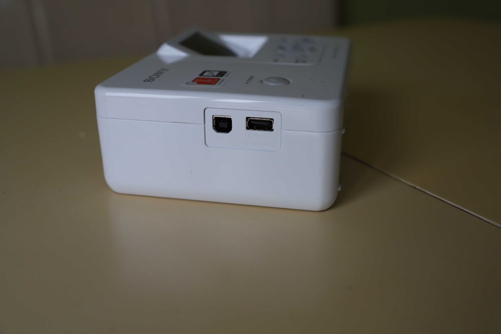 Портативний принтер Sony DPP-FP65