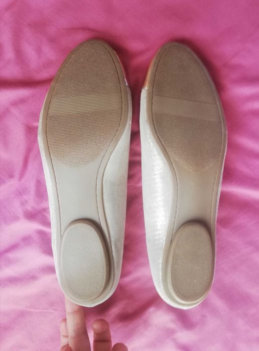 baleriny eleganckie Jenifer Lopez 39 /40 beżowo-złote