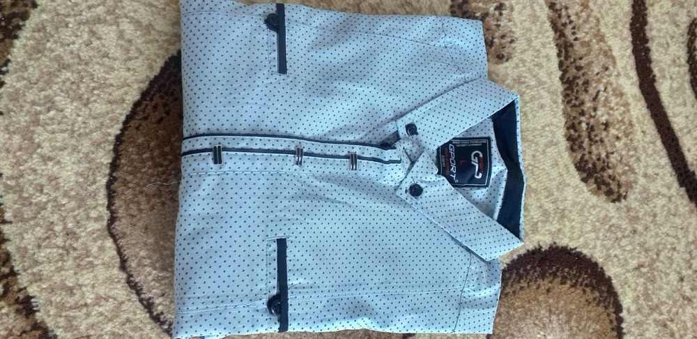 Продам 2 нові сорочки