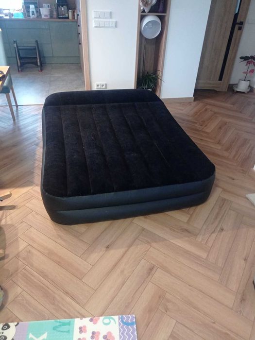 Materac pompowany 190x150x40 pompka elektryczna
