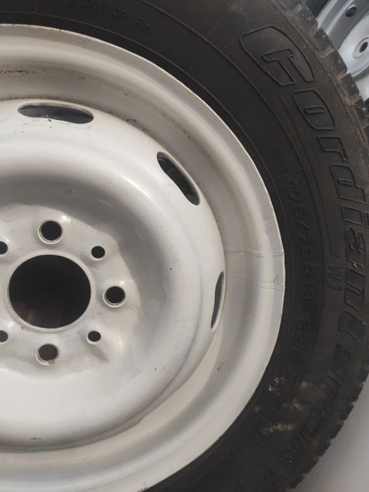 Колесо r13, оригінальний диск.