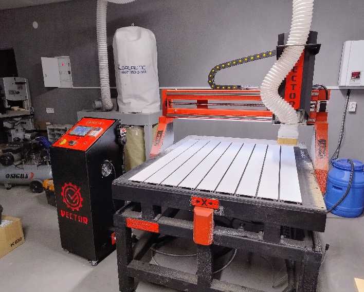 Фрезерний верстат з ЧПУ 900х600 мм по дереву/пластику та ін.