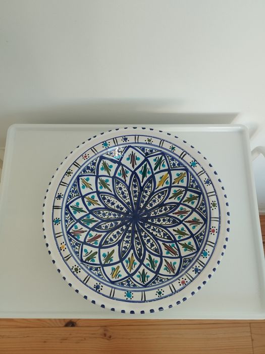 Prato/Saladeira Tebsi em cerâmica artesanal (coleção Bakir)