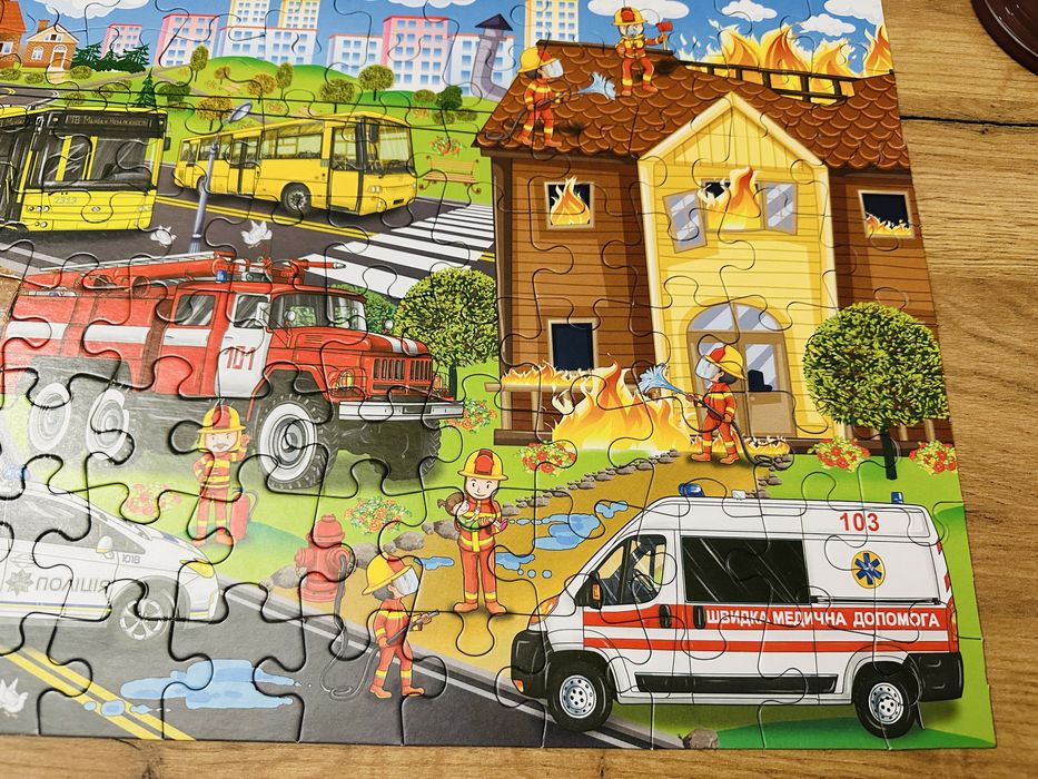 Дитячі Пазли "Транспорт" Спецмашини 88 елементів