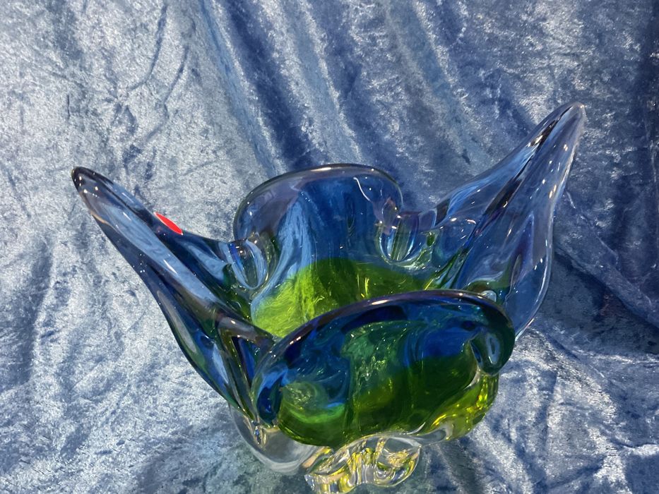 Vaso vidro a cores tamanho de 19x20 cm mais anúncios abaixo