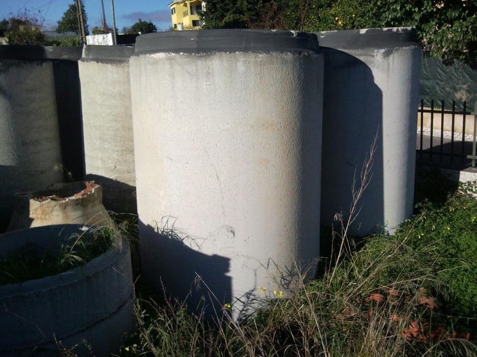 5 Manilhas em Betão com armadura todas