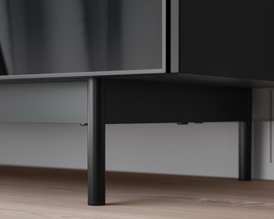 Movel TV com 3 portas de vidro