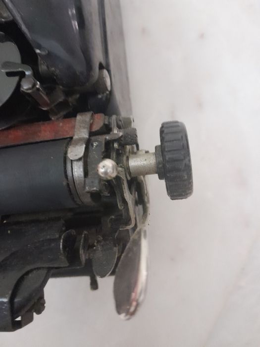 Remington Portable, Model 5T