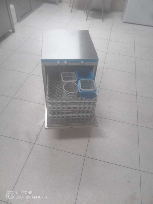 Máquina de lavar copos Elletrobar