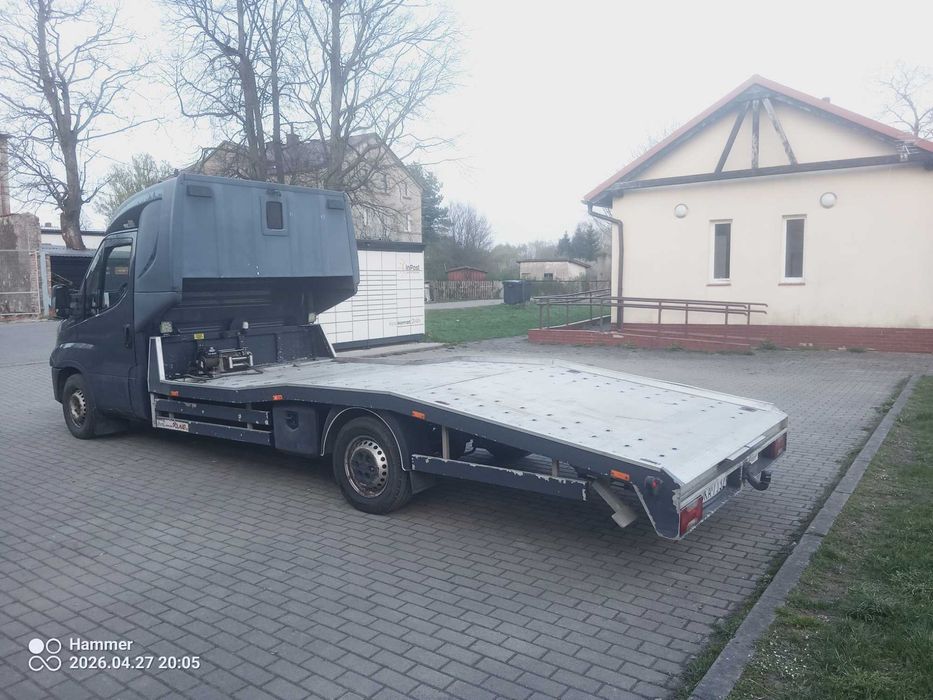 Iveco daily 3.0 2019 autotransporte Laweta