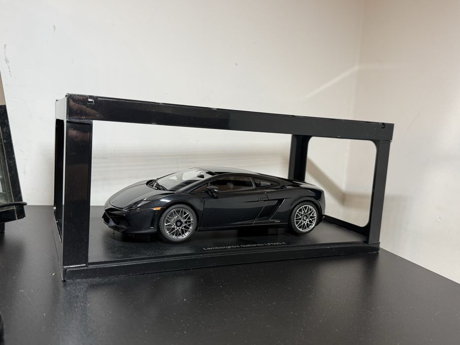 Sprzedam model 1:18 Lamborghini Gallardo LP560-4 AutoArt