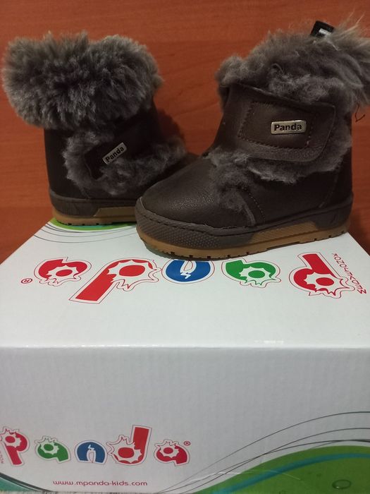 Кожані на хутрі зимні сапожки 21 розмір..