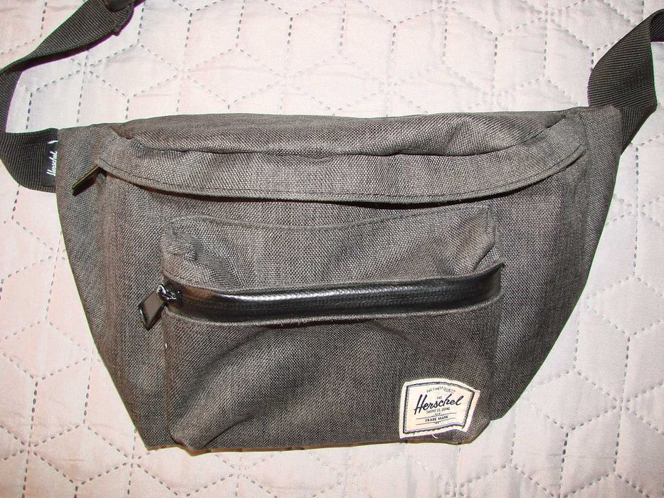 Сумка – бананка поясная Herschel Supply Co Pop Quiz Hip Pack. Канада