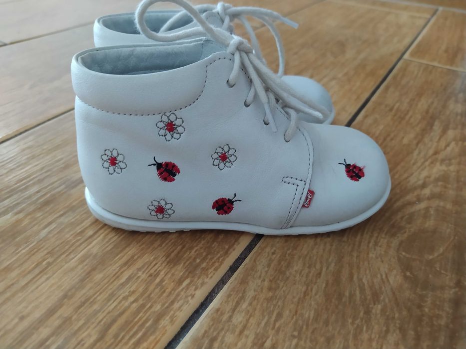 Buty dziewczęce roczki Emel r. 22