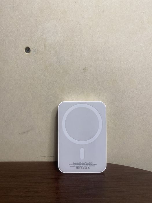 Magsafe безпровідний павербанк