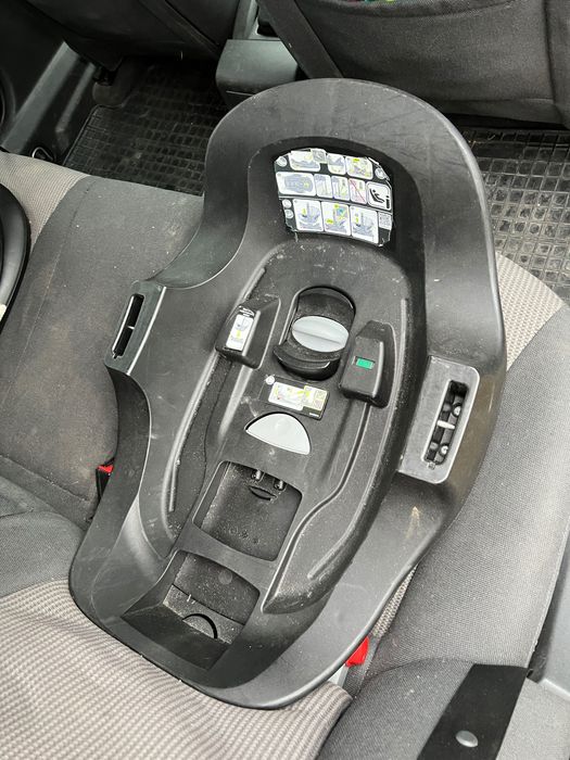 Fotelik z baza isofix