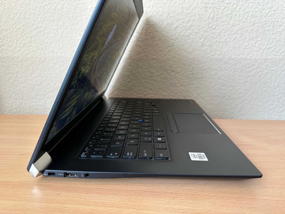 Dynabook(Toshiba) X40-G Touch 14"FHD/IPS i5-10210u/8GB/256SSD/IntelUHD