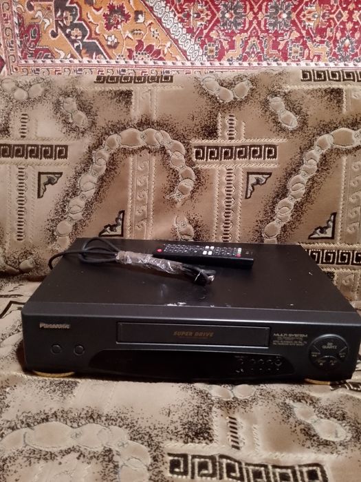 Відеомагнітофон Панасонік,касети.