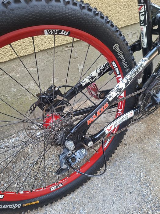 YT Industries Play Slopestyle/Dirt – Rozmiar S – Koła DT Swiss – Stan Dobry!