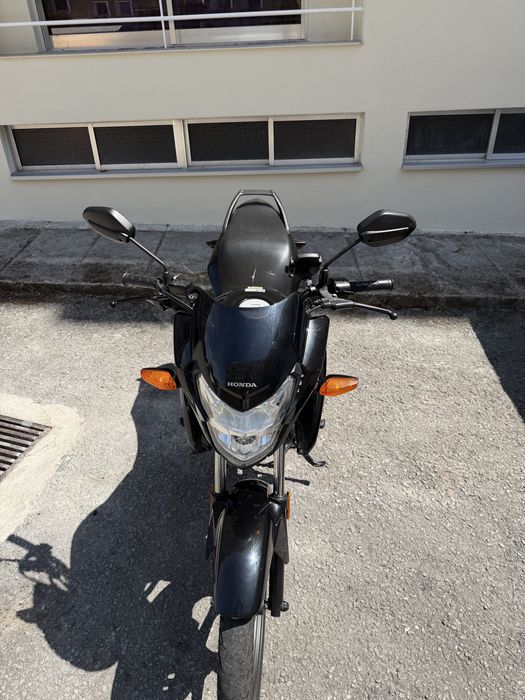Honda CB125F de 2024 39.0984 km.