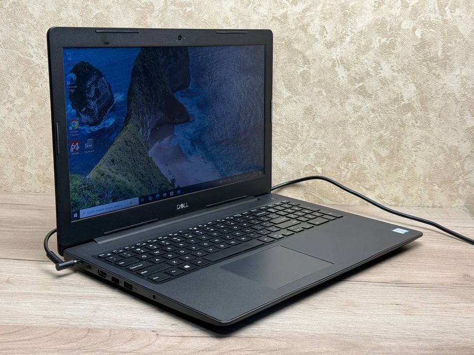 Dell latitude 3590 15.6 HD | i5-8250u | 8GB DDR4 | SSD120