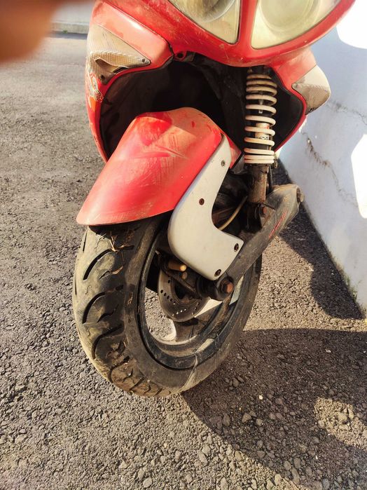 Scooter Peugeot 125