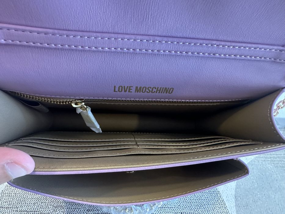 Mala Love Moschino nova
