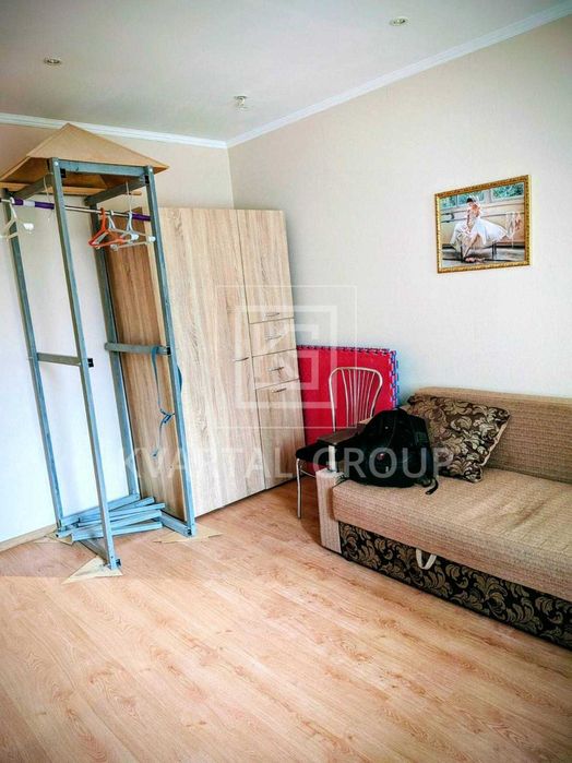 2-кімнатна квартира з ремонтом та меблями поруч із парком