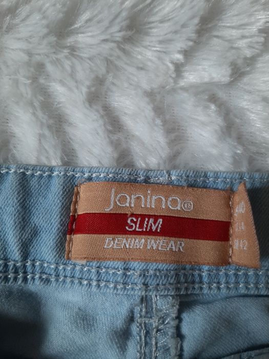 Spodnie jeansowe slim Janina