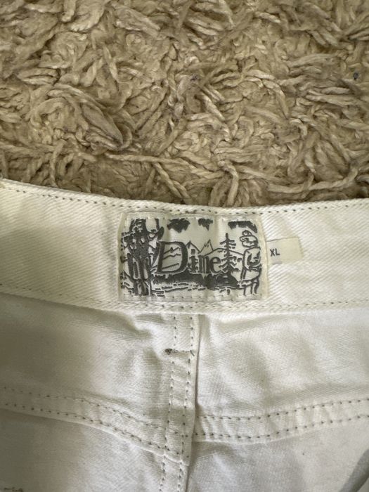 Джиниси dime білі