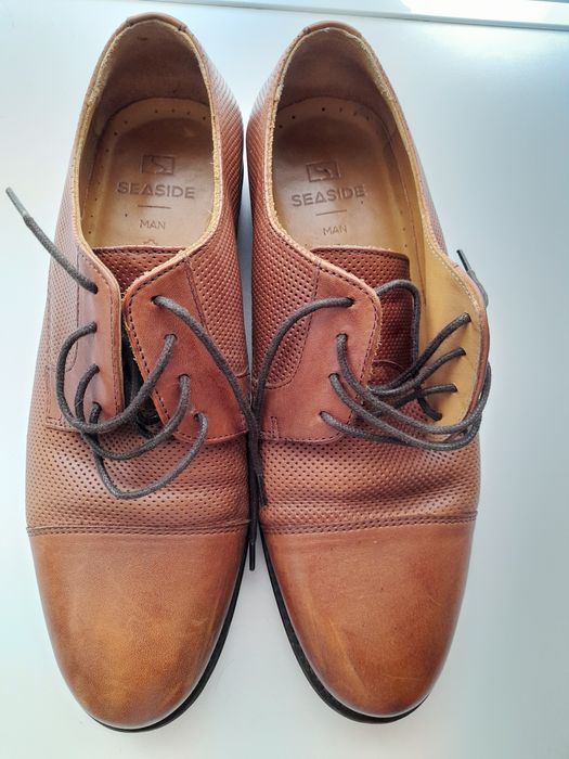 Sapatos de homem n. 40