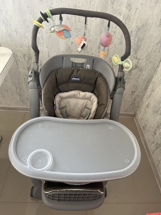 Стілець для годування chicco