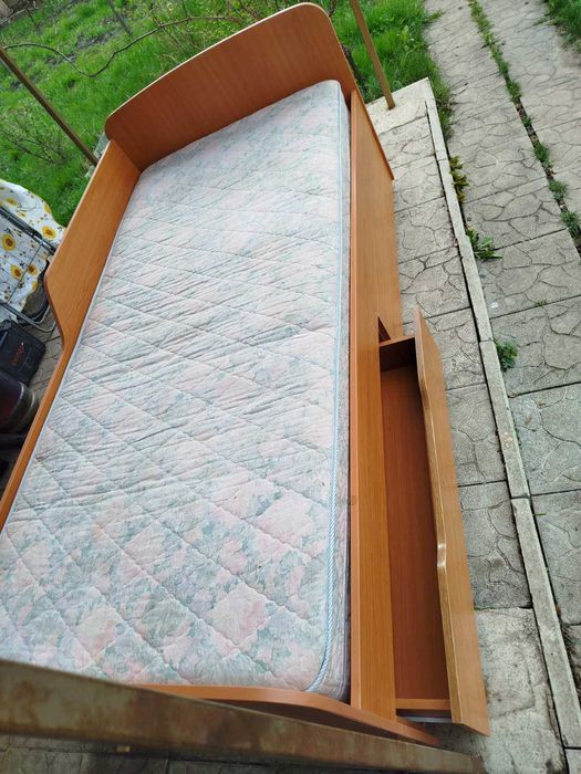 Кровать для детей и подростков