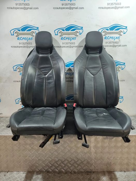 Conjunto Bancos Frente Frontais Pele Mercedes Benz SLK R171