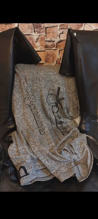 Efektowna  seksowna mini tunika z bardzo ozdobnymi detalami