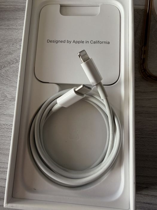 iPhone 13 mini biały