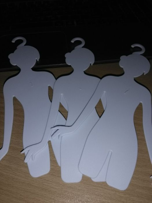 Barbie - Cabides para vestidos