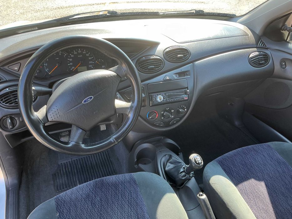 Ford Focus — fotografia 10